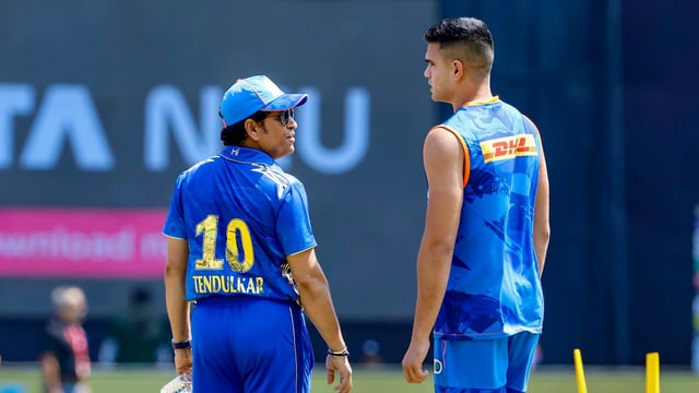 Arjun Tendulkar got engaged to Saaniya Chandok earlier this month. 