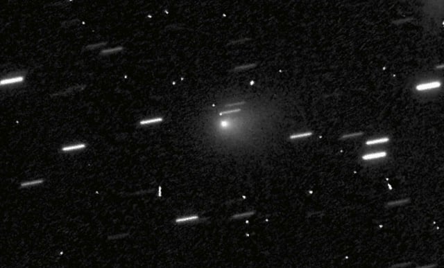 (Image Credit: David Jewitt/NASA/ESA/Space Telescope Science Institute (STScI), processed by Nrco0e.)