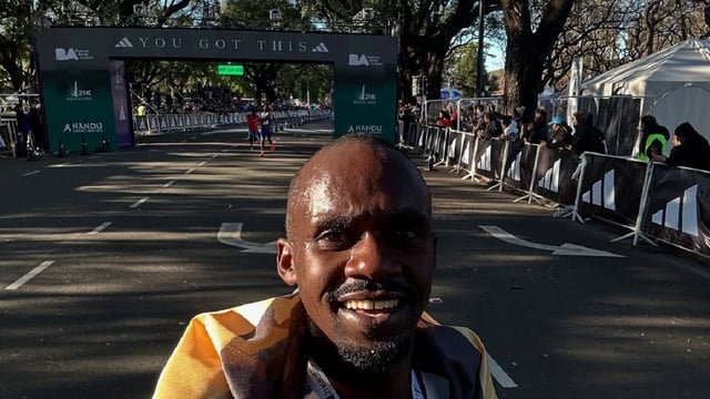 Jacob Kiplimo ganó los 21K de Buenos Aires. El atleta ugandés es poseedor del récord mundial de medio maratón. 