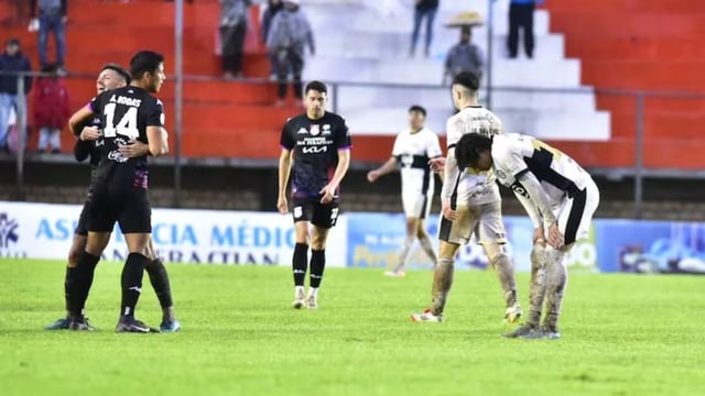 Olimpia perdió 2 a 0 con General Caballero en la Liga de Paraguay y el técnico argentino Ramón Díaz renunció. 