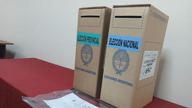 Las urnas para las elecciones nacionales y provinciales estarán distinguidas por colores. 