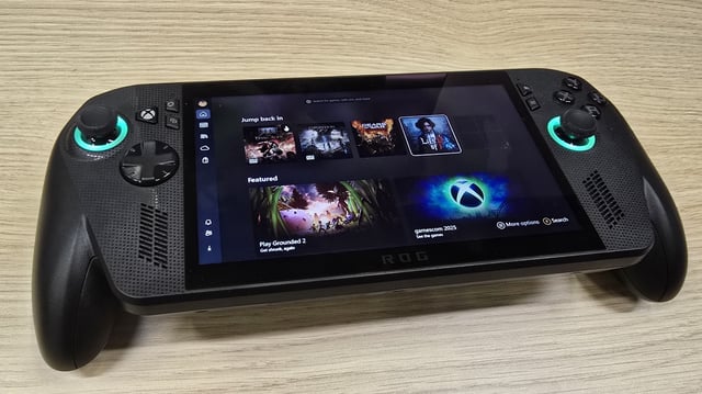 The new Xbox features have a ton of promise, but were still heavily unpolished. 