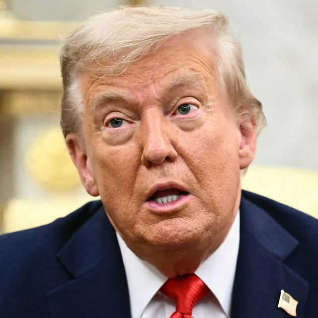 US-Präsident Donald Trump spricht im Weißen Haus.