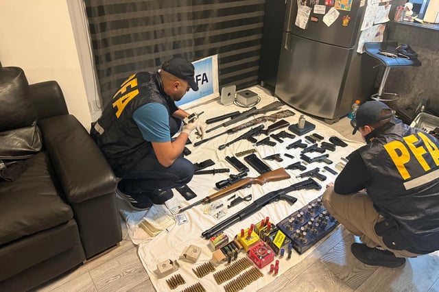 Hicieron un allanamiento por narcotráfico y descubrieron un arsenal