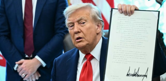 Donald Trump dans le Bureau ovale à la Maison Blanche à Washington, le 25 août 2025