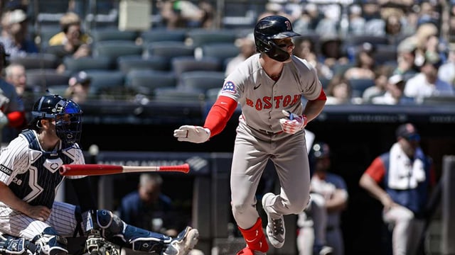 Aug 23, 2025; Bronx, New York, USA; Boston Red Sox outfielder Roman Anthony (19) hits a single against the New York Yankees during the third inning at Yankee Stadium. Mandatory Credit: John Jones-Imagn Images