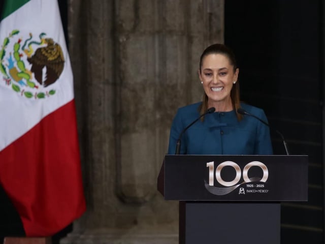 Claudia Sheinbaum, presidenta de México, durante su participación en el evento conmemorativo de 100 Aniversario de la Fundación del Banco de México