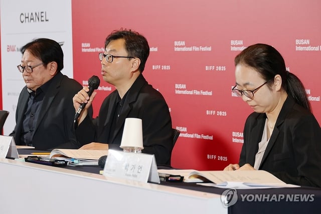 Officials of the Busan International Film Festival attend a press conference in the southeastern city of Busan on Aug. 26, 2025. (Yonhap)