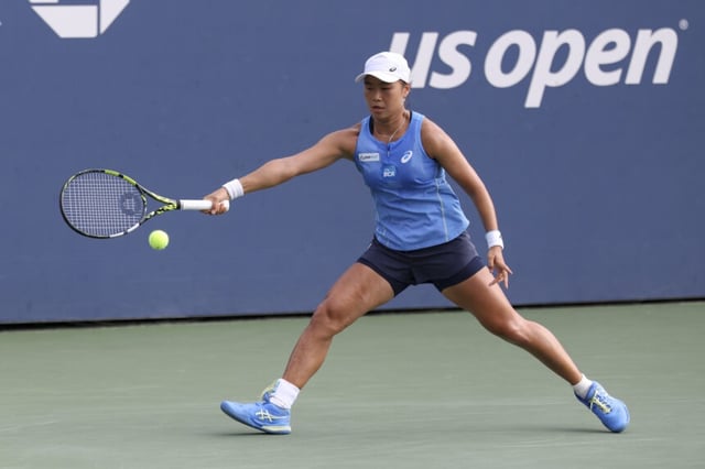 Janice Tjen hits a forehand during a women's qualifying singles match at the 2025 US Open on Tuesday, Aug. 19, 2025 in Flushing, NY. (Lexie Wanninger/USTA)