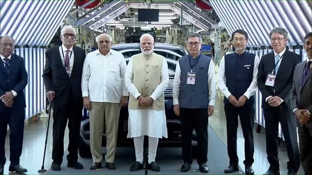 PM Modi Flags off Maruti Suzuki eVitara | Image: Maruti Suzuki