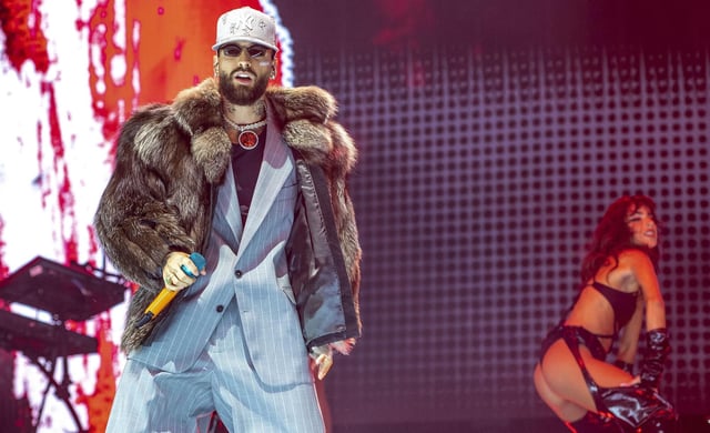 Concierto de inicio de la gira +Pretty +Dirty World Tour de Maluma en el Palau Sant Jordi