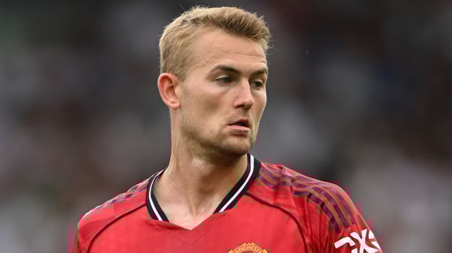 Fulham v Manchester United - Premier League