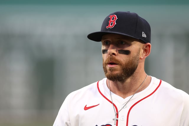 BOSTON, MASSACHUSETTS - AUGUST 19: Trevor Story #10 of the Boston Red Sox at Fenway Park on August 19, 2025 in Boston, Massachusetts. (Photo by Paul Rutherford/Getty Images)