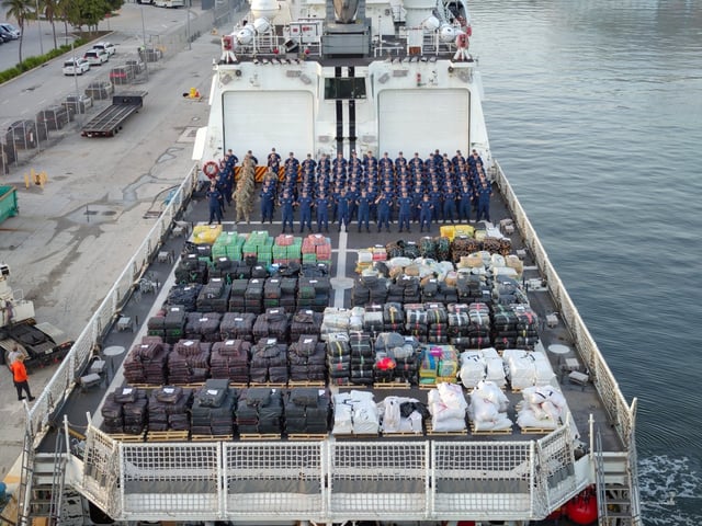 La Guardia Costera de Estados Unidos anunció un megaoperativo que incautó 34 toneladas de drogas. Foto: U.S. Coast Guard Headquarters