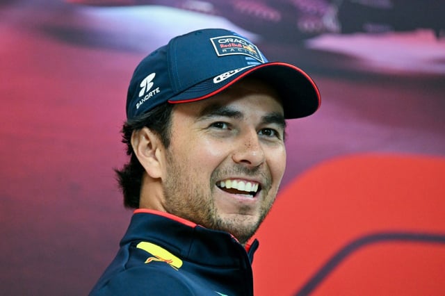 Le Mexicain Sergio Pérez à l'époque où il pilotait pour Red Bull sur le circuit de Lusail au nord de Doha le 28 novembre 2024 au Qatar