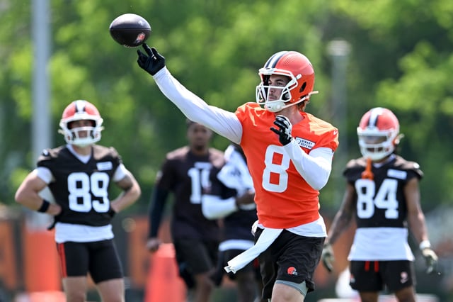 Kenny Pickett, formerly #8 of the Cleveland Browns, throws a pass during Cleveland Browns mandatory minicamp at CrossCountry Mortgage Campus on June 11, 2025 in Berea, Ohio.