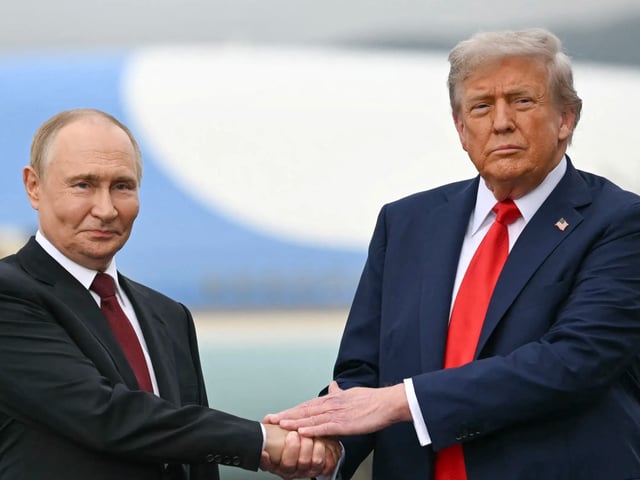 Donald Trump und Wladimir Putin bei ihrem Treffen in Alaska
