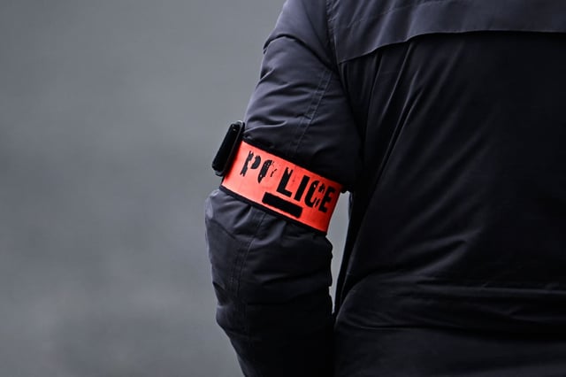 Les deux suspects, âgés de 15 et 17 ans, ont été mis en examen pour «association de malfaiteurs criminelle terroriste».