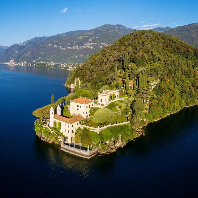 Urlaub in Italien - Villa del Balbianello auf der Spitze der Halbinsel Lavedo in Lenno am Comer See
