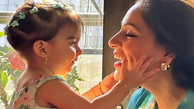 Bipasha Basu's Daughter Devi Makes Lord Ganesha, Fans Call Her 'Little Laxmi Maa'