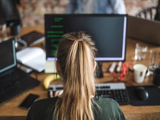 Therese Waetcher (not pictured) using vibe coding to improve her Shopify storefront.