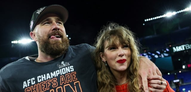Travis Kelce et Taylor Swift au M&T Bank Stadium à Baltimore dans l'Etat américain du Maryland le 28 janvier 2024