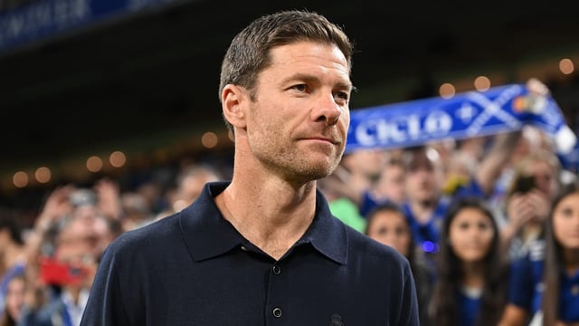 Upamecano will mehr Gehalt, Real Madrid lockt ihn ablösefrei im Sommer 2026.