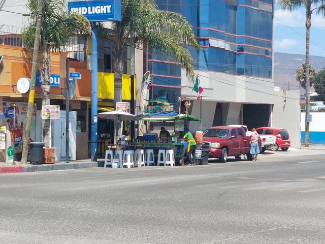 Uno de los marisqueros comentó que la situación sí ha afectado en las ventas. Foto: Cortesía