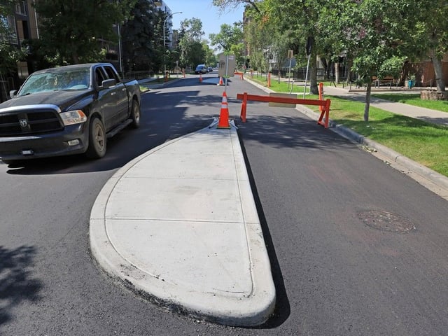  A concrete island along 15th Avenue S.W. in Calgary’s Beltline.