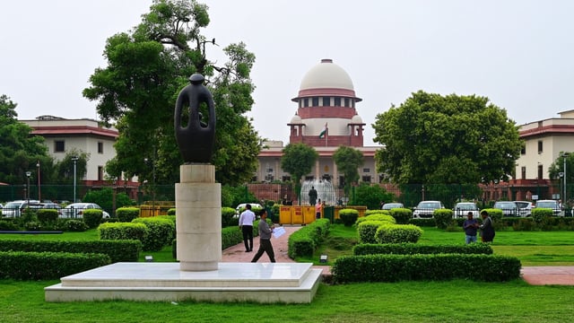 The Supreme Court, in an April 8 ruling, laid down timelines for governors and the President to decide on state bills pending before them.