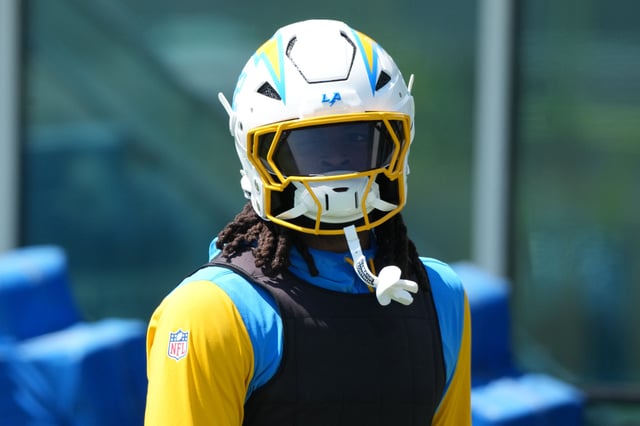 Aug 7, 2025; El Segundo, CA, USA; Los Angeles Chargers running back Najee Harris (22) during training camp at The Bolt. Mandatory Credit: Kirby Lee-Imagn Images/File Photo