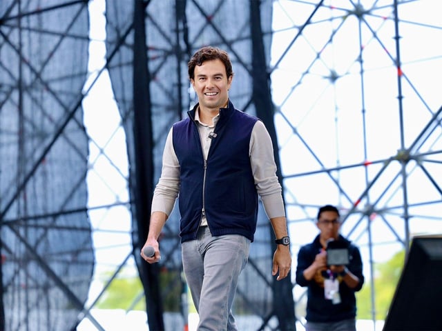 El corredor mexicano Sergio “Checo” Pérez anuncia su regreso al circuito de la Fórmula 1