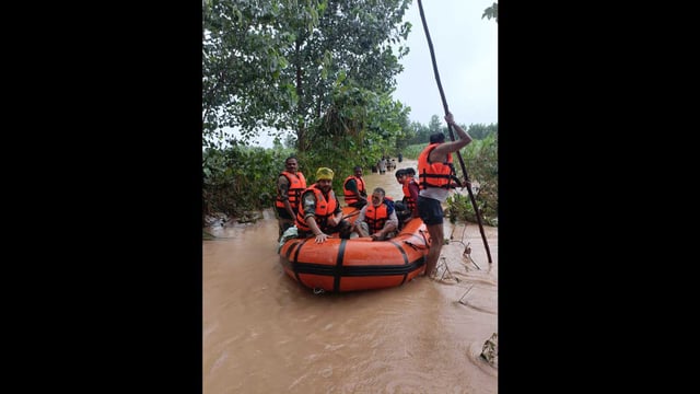 Army evacuating people to safer places in Gurdaspur district on Tuesday. (Sourced)