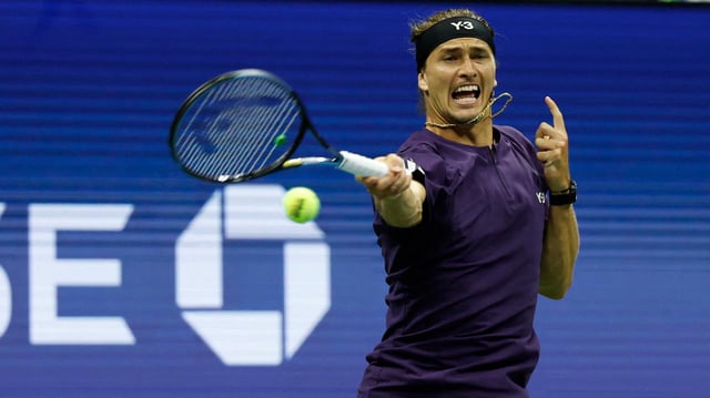 Alexander Zverev hat die 1. Runde bei den US Open überstanden.