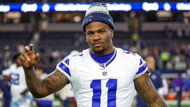 Micah Parsons during a preseason game for the Dallas Cowboys.