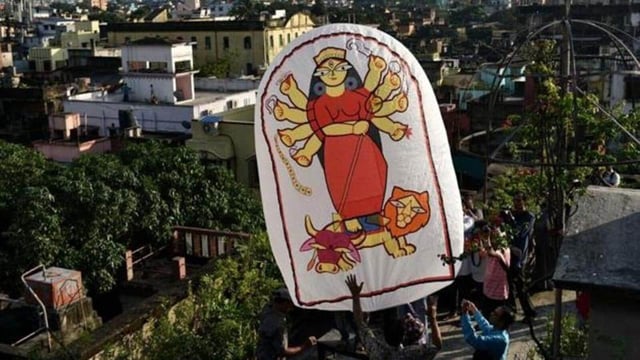 The government informed the division bench of justices Sujoy Paul and Smita Das De that 2,876 puja committees in Kolkata have submitted utilisation reports on time. (Representative photo)