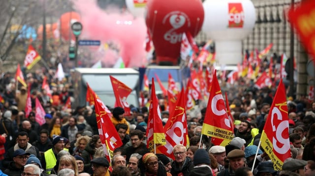 Rentrée sociale en tension: quels sont les secteurs qui appellent à la grève en septembre ?
