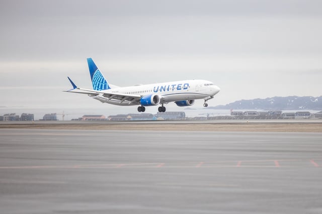 A United aircraft touches down in Nuuk. (Photo: United Airlines)