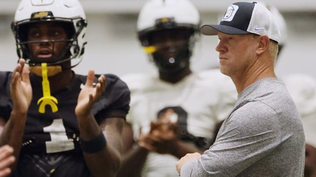 University of Central Florida football head coach Scott Frost during team practice at the Nicholson Fieldhouse, on Monday, August 11, 2025.  (Ricardo Ramirez Buxeda/Orlando Sentinel)