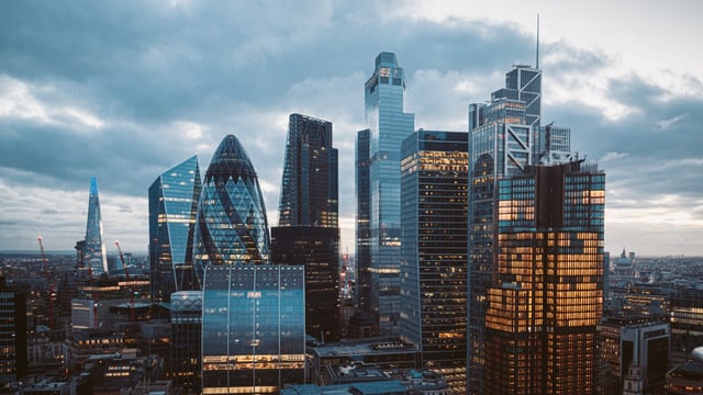 British law firms have been struggling to keep up with the salaries offered by their US rivals in the City