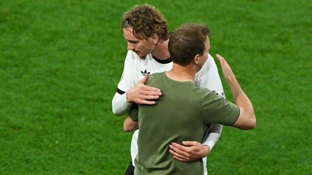 Nick Woltemade und Julian Nagelsmann