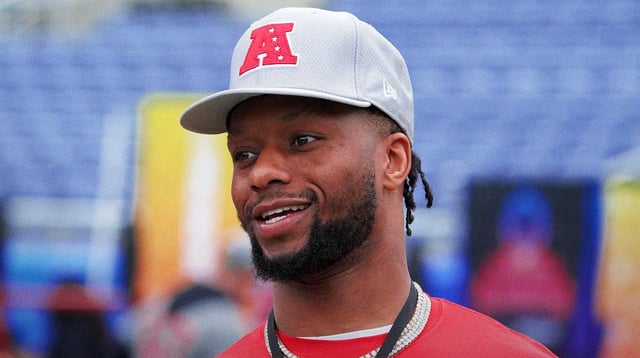 Feb 1, 2025; Orlando, FL, USA; Houston Texans running back Joe Mixon (28) during AFC Practice for the Pro Bowl Games at Camping World Stadium. Mandatory Credit: Kirby Lee-Imagn Images