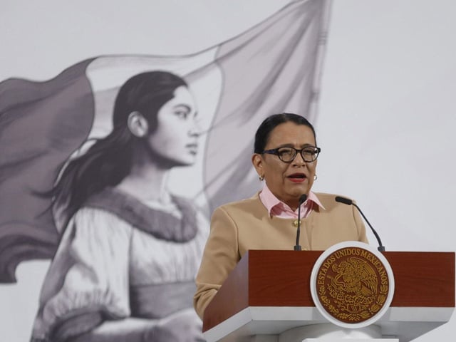 Rosa Icela en la mañanera