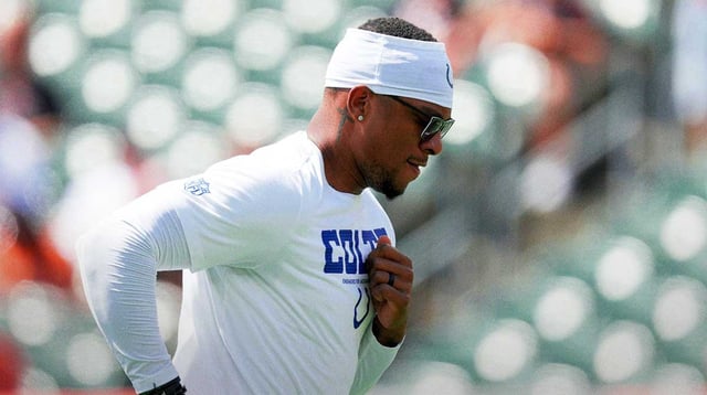 Indianapolis Colts quarterback Anthony Richardson Sr. (5) takes the field Saturday, Aug. 23, 2025, ahead of a game against the Cincinnati Bengals at Paycor Stadium in Cincinnati.

Grace Hollars/IndyStar / USA TODAY NETWORK via Imagn Images