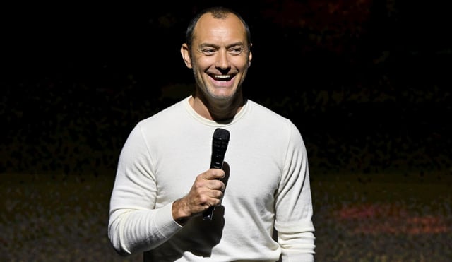 NEW YORK, NEW YORK - MAY 14: Jude Law speaks onstage during Netflix's Upfront 2025 on May 14, 2025 in New York City. (Photo by Roy Rochlin/Getty Images for Netflix)