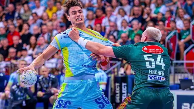 Den Eröffnungssieg der neuen Handball-Saison holt sich der VfL Gummersbach.