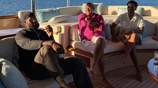 Misko Raznatovic in conversation with NBA legend LeBron James. 