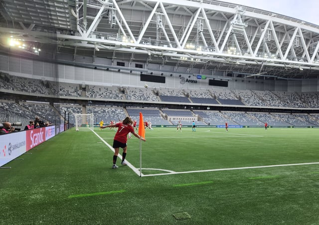 Manchester United's Ella Toone takes a corner in a virtually empty stadium during her side's 4-0 Women's Champions League qualifier win over PSV Eindhoven, in Stockholm, Sweden, August 27, 2025. REUTERS/Philip O'Connor