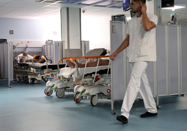 Le ministère de la Santé a invité dans ses instructions les hôpitaux français à se préparer à la guerre