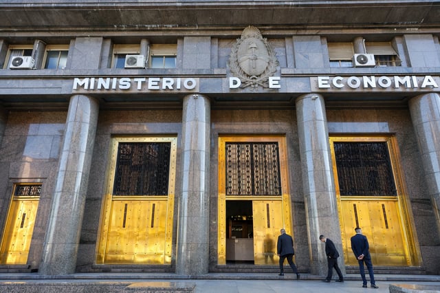 El Tesoro prendió la aspiradora y se llevó hasta $ 1 billón más, restringuiendo así el crédito disponible para el sector privado
